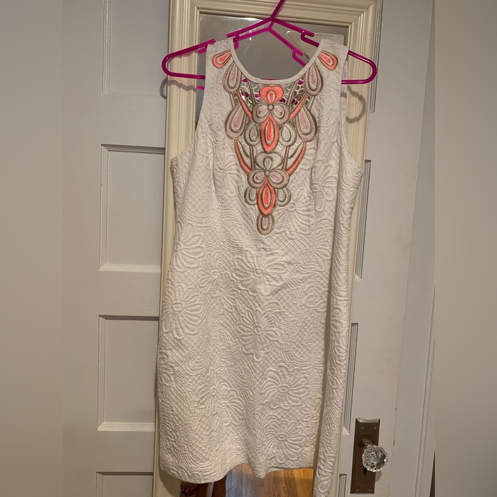 Lilly Pulitzer Logan shift dress size 6 white.